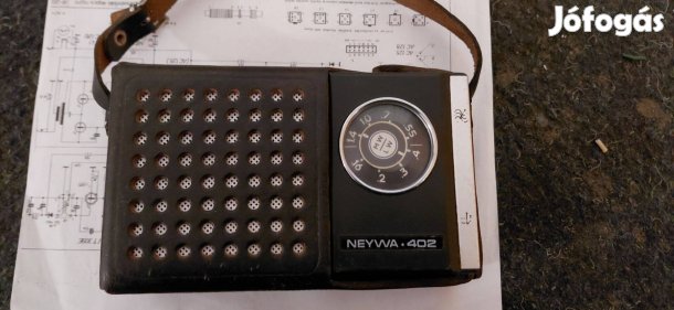 Neywa 402 orosz kis rádió