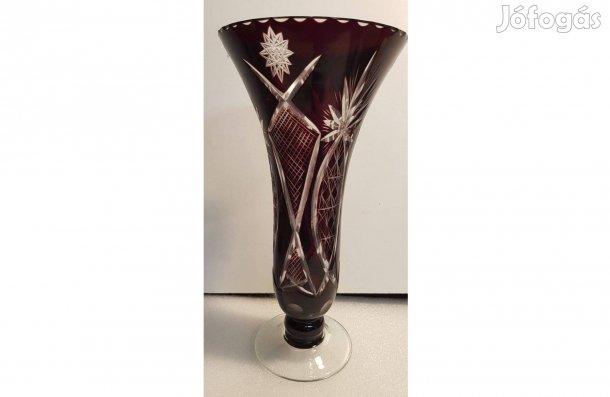 Ngyméretű kézi csiszolású ólomkristály váza