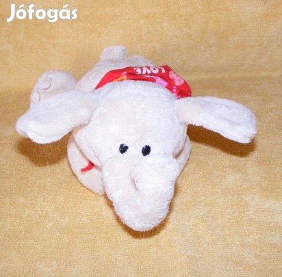 Nici plüss elefánt