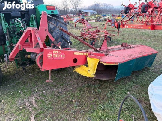 Niemeyer 230-as dobos fűkasza, MTZ kategória