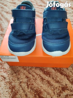 Nike 25-ös gyerek cipő