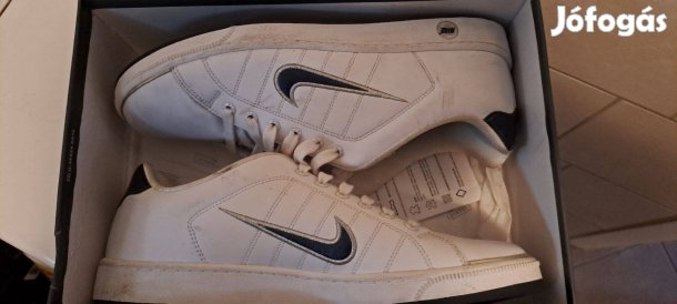Nike 47.5 es méretű bőrcipő