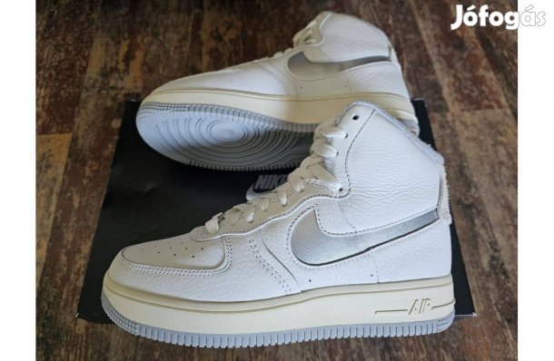 Nike Air Force 1 Sculpt fehér 37.5 39 43 44.5 és 45.5-es bőr utcai cip