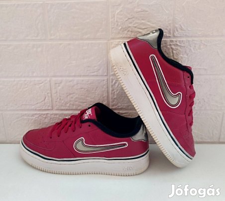 Nike Air Force 1 bőr, női sportcipő 38-as