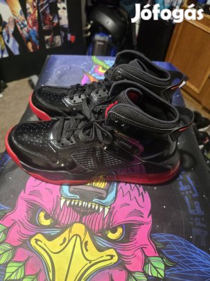 Nike Air Jordan Mars 270 Patent Bred