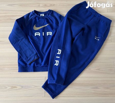 Nike Air L-es 147-158 cm szabadidőruha