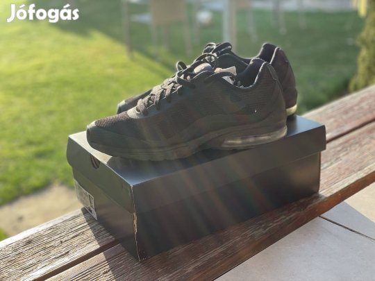 Nike Air Max Invigor 749680-001