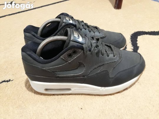Nike Air Max cipő 38,5 38