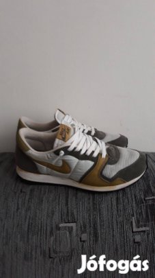 Nike Air cipő 44