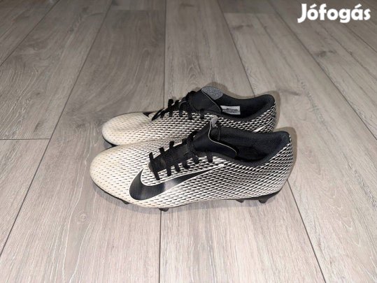 Nike Bravata stoplis cipő 43 -as