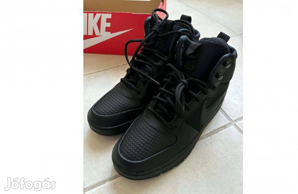 Nike Court Mid - 43 -as cipő eladó újrszerű állapotban