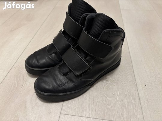Nike Flystepper 2K3 42,5 cipő 