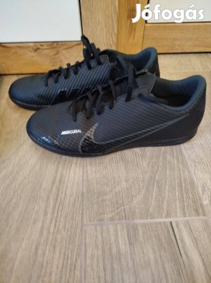 Nike Foci cipő