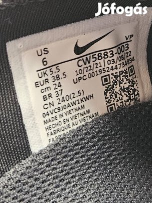 Nike Go Flyease kéz nélkül használható cipő 38.5