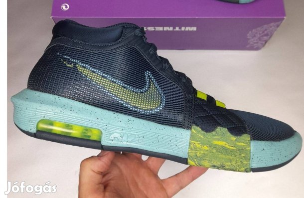 Nike Lebron Witness 8 ( 47,5 - 31cm ) új cipő