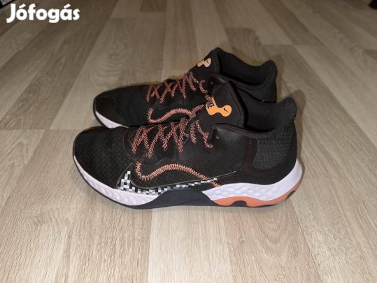 Nike Renew Elevate sportcipő 45.5 -es