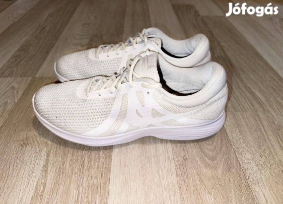 Nike Revolution sportcipő 46 -os