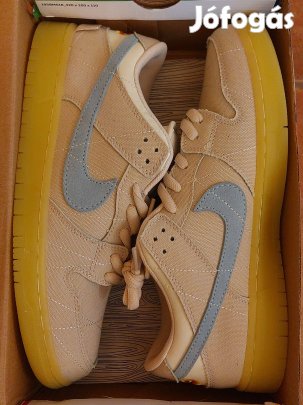 Nike SB Dunk LOW Mummy