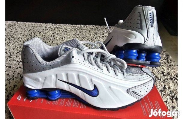 Nike Shox R4 fehér 40.5-es férfi utcai cipő. Teljesen új, eredeti cipő