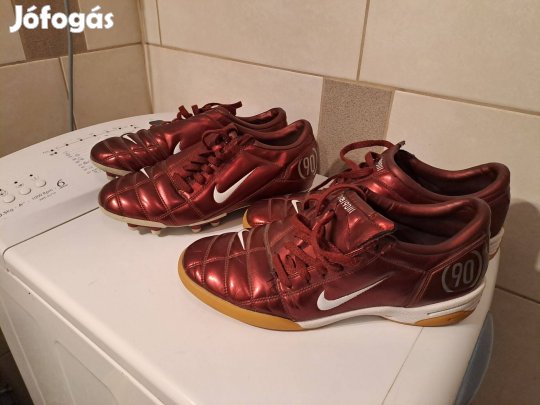 Nike T90-es stoplis és terem cipő 43-as és 44-es foci cipő