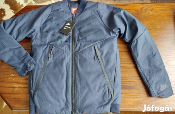 Nike Tech Fleece Aeroloft Bomber férfi S-es téli kabát. Teljesen új,