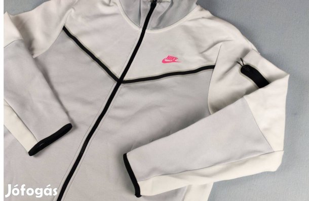 Nike Tech Fleece Pulóver ( XL ) új címkés