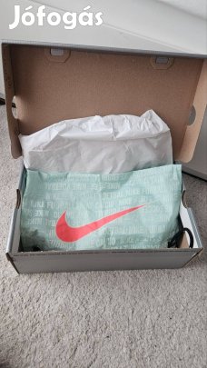 Nike United Phantom 6 Low Elite AG 43-as méret foci cipő