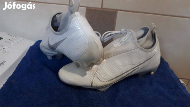 Nike Vapor 360 Pro foci cipő 43-as