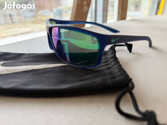 Nike adrenaline eredeti napszemüveg