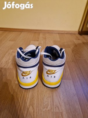 Nike air cipő