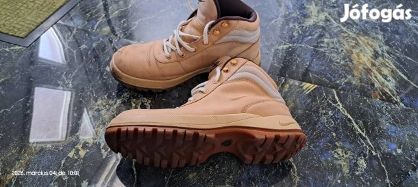Nike bakancs eladó 42-es méret