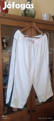 Nike bő lezser kiváló állapotú rövidnadrág . Utánvét 