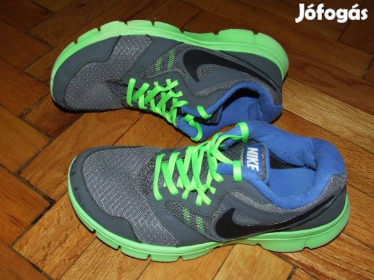 Nike cipő 38 méret