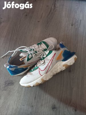 Nike cipő 49,5-ös