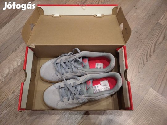 Nike cipő (41-es), sose használt, vadonatúj