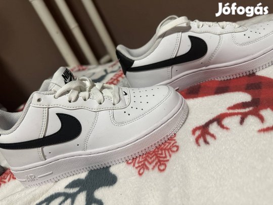 Nike cipő eladó 