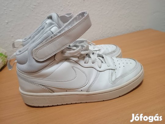 Nike cipő eredeti 