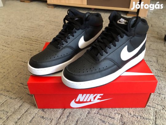 Nike court vision 42.5