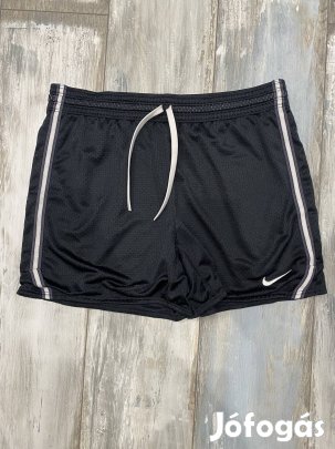 Nike férfi S-es rövidnadrág