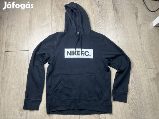 Nike férfi pulóver M méret 