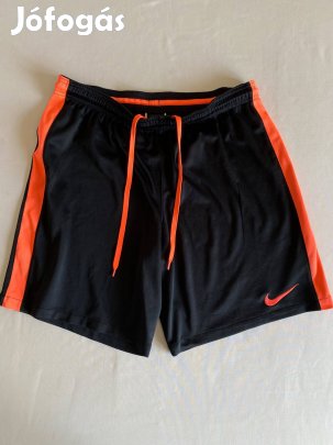 Nike férfi rövidnadrág, sportruházat, L-es