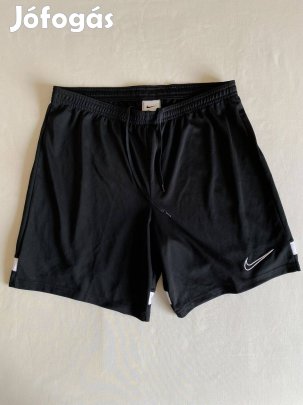 Nike férfi rövidnadrág, sportruházat, L-es