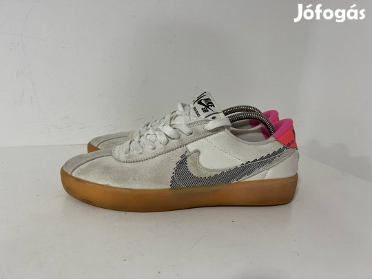 Nike férfi sport cipő eur41 méret 