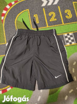 Nike fiú rövid nadrág 110-116 5 év