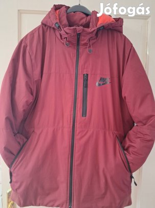 Nike kapucnis télidzseki