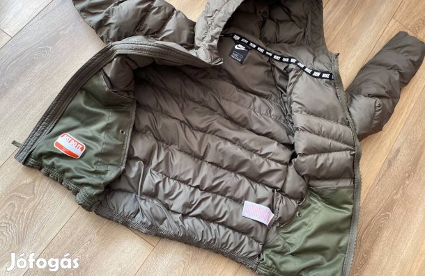 Nike keki színű téli dzseki147-158 cm, új állapot