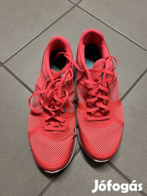 Nike női 41-s sportcipő