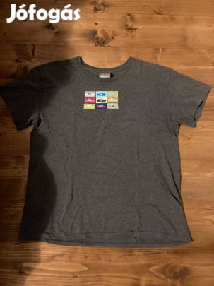 Nike póló szürke cipő mintás M