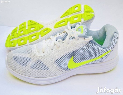 Nike revolution 3 45.5 sportos cipő