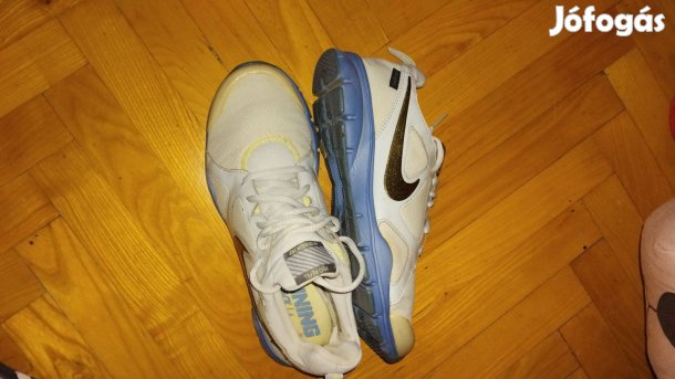 Nike sportcipő 38,5 es méret 24,5 cm